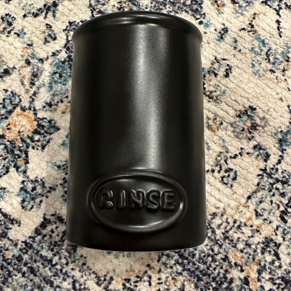 Black ceramic toothbrush holder